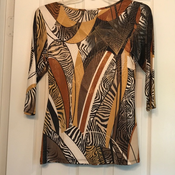 Sexy shimmery graphic top. Never worn! - Picture 2 of 4